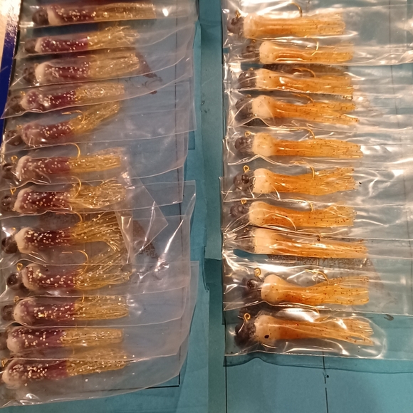 Fishing tackle and tackle box mostly new old stock many unopened lures others no - Picture 2 of 12